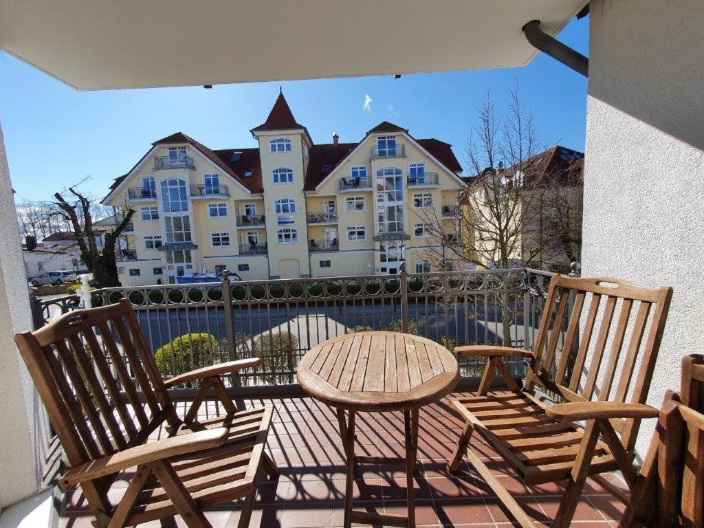 Appartementhaus Atlantik Kuehlungsborn Exterior foto